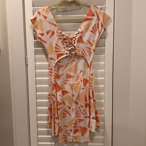 LF open back lace up patterned dress